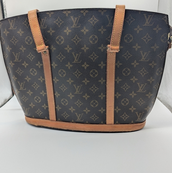 Louis Vuitton Handbags - Louis Vuitton Monogram Canvas Hudson Tote